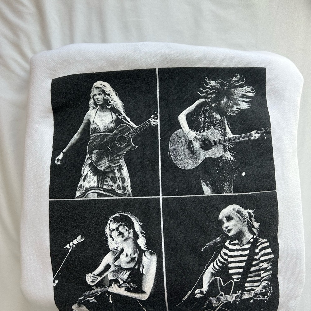 Taylor Swift Black and White Graphic Sweatshirt